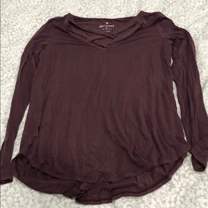 Lattice neck long sleeve shirt